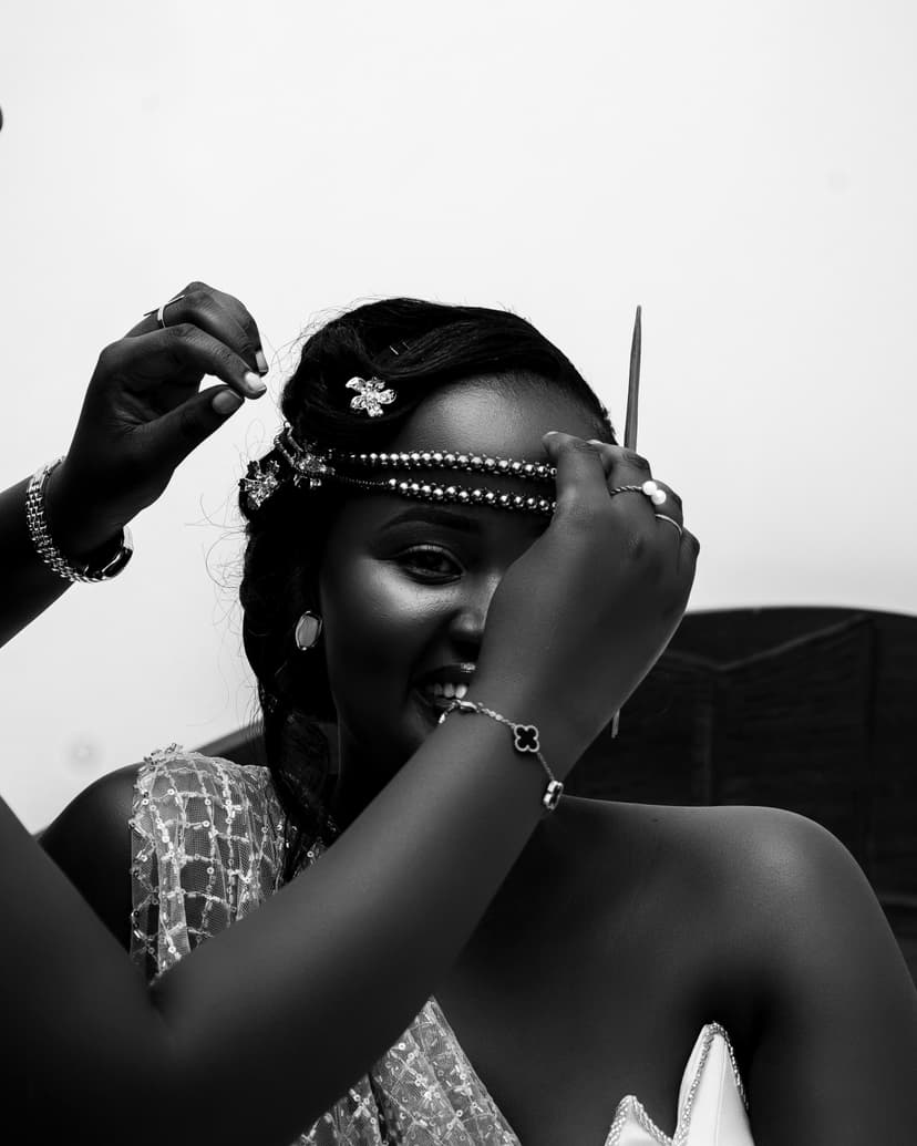 Black and white bride with pearls and jewelry